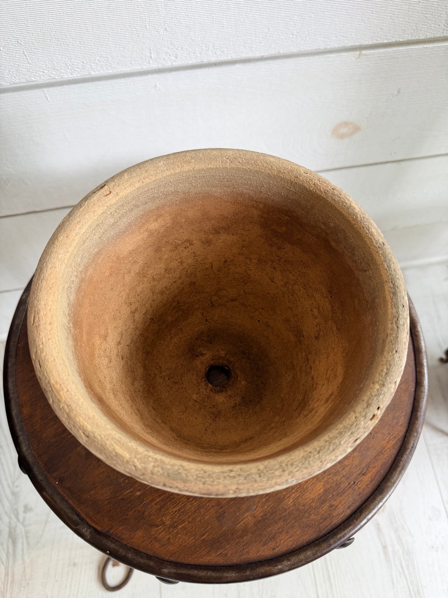 Ceramic Pot w/ Hummingbird & Floral Relief