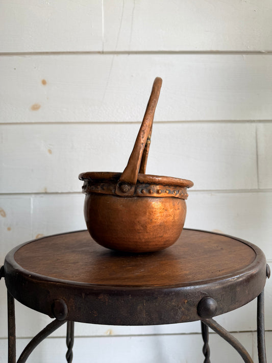 Antique Copper Pot w/ Decorative Rim & Handle