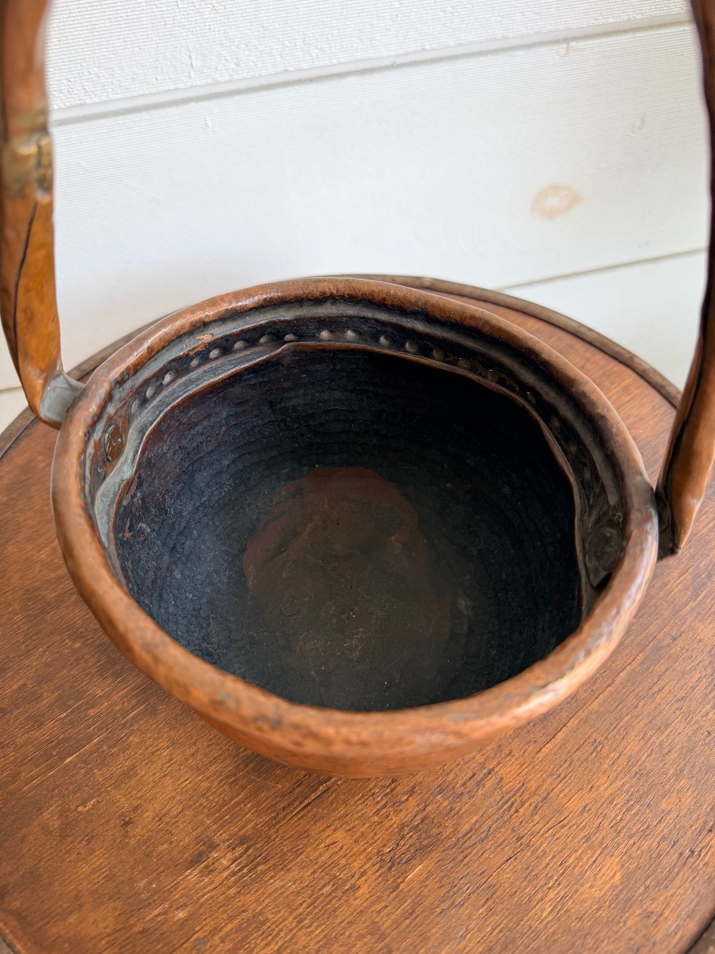 Antique Copper Pot w/ Decorative Rim & Handle