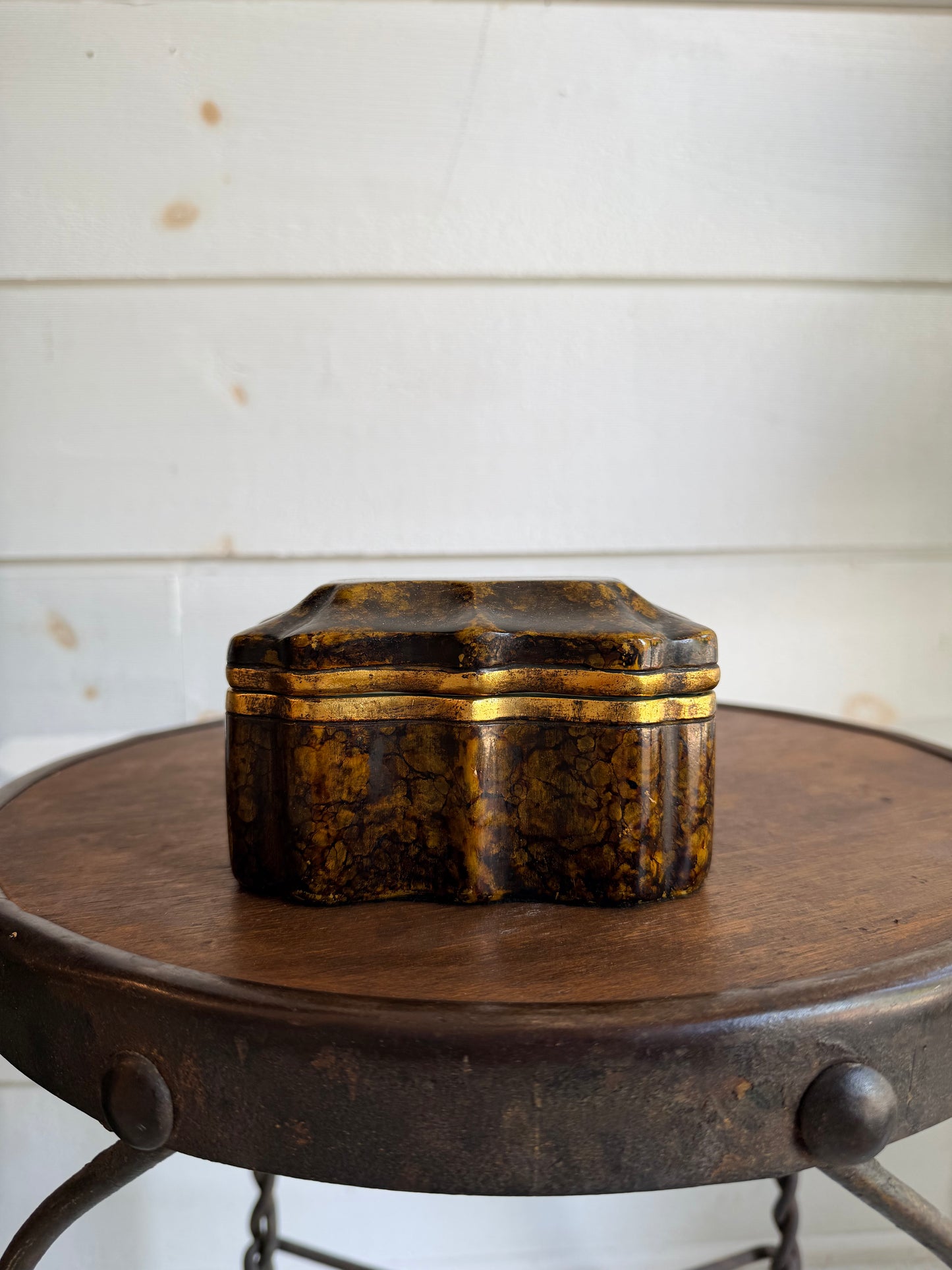 Italian Borghese Lidded Box